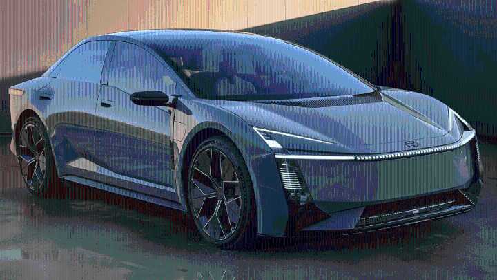 Toyota shown up with its new Corolla Concept