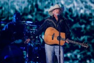 Alan Jackson announces retirement show in Nashville with all