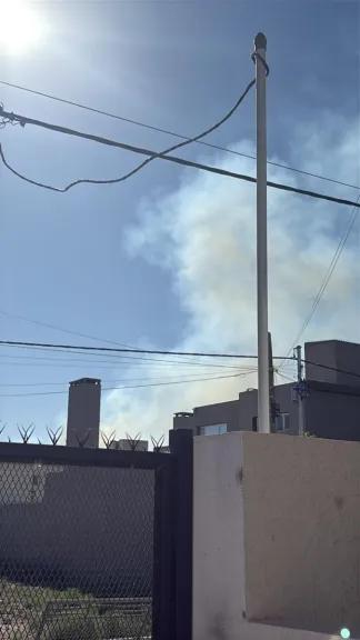 Activaron los protocolos de seguridad por una fisura en un caño de gas irregular en Neuquén