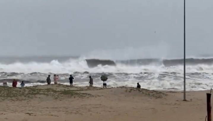 Deep Depression To Cross Odisha Coasts Between Gopalpur & Paradip On Oct 3: IMD