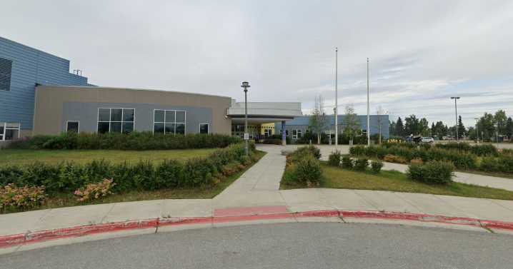 Clark Middle School open on generator power during local outage