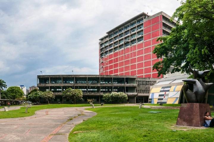 La crisis de la universidad en América Latina, por Fernando Barrientos del Monte