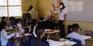 Padres respaldan enseñar español “como debe ser” y rechazan la “E”, la “X” y la @