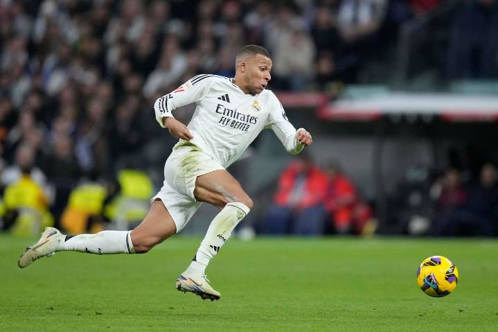 Fútbol.- Rafael Louzán y el partido en Miami: "Yo encontraría el consenso de los clubes"