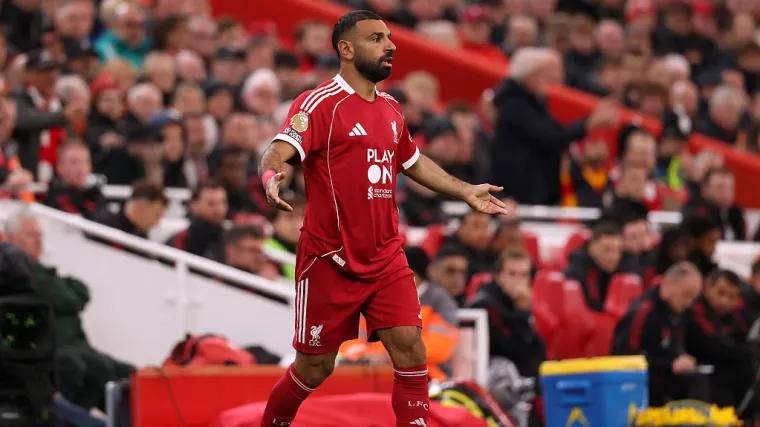 Jamie Carragher urges Liverpool boss Arne Slot to take tough call on Mohamed Salah