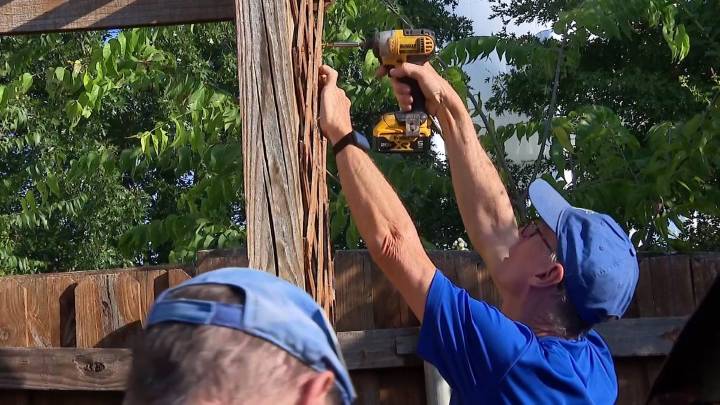 Plano retirees help neighbors through Plain