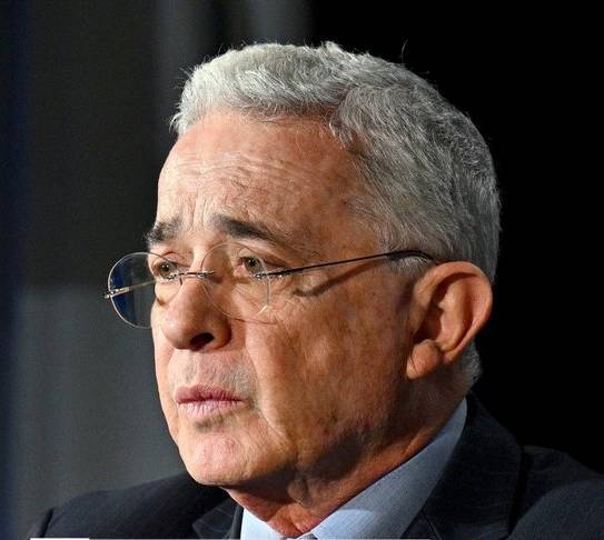 Colombia: El Tribunal Superior de Bogotá decide hoy caso de Álvaro Uribe