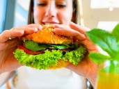 Por qué en Argentina hamburguesas y salchichas pueden seguir teniendo ese nombre aunque no lo sean