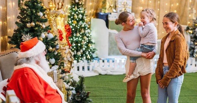 Hunter Valley Gardens’ Christmas Lights Spectacular 2025