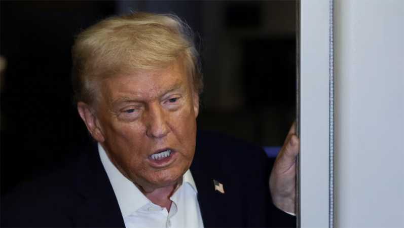 Trump's $40B Argentine giveaway hits major snag as banks balk at loan: report