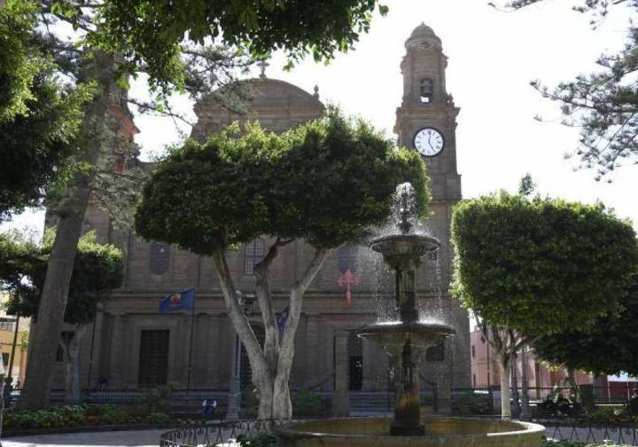 La plaza de Santiago acoge este domingo el I Mercado Agrícola de Gáldar