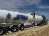 Aseguran en Sonora un tractocamión con 55 mil litros de hidrocarburo
