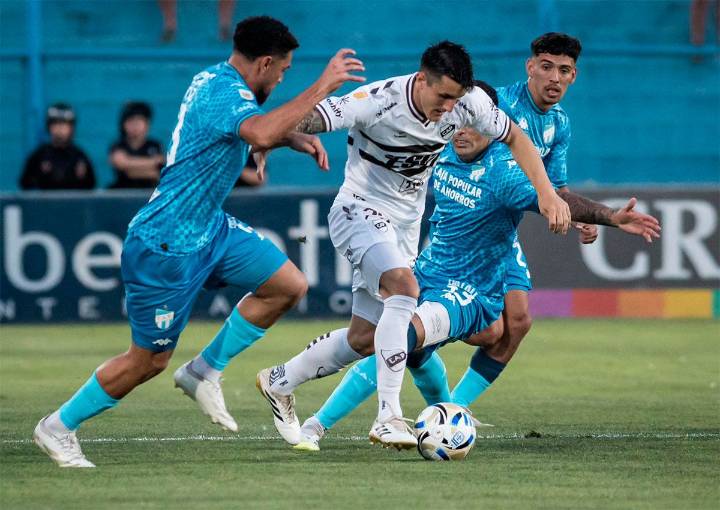 Atlético Tucumán venció a Platense y volvió a meterse entre los ocho mejores de la Zona B