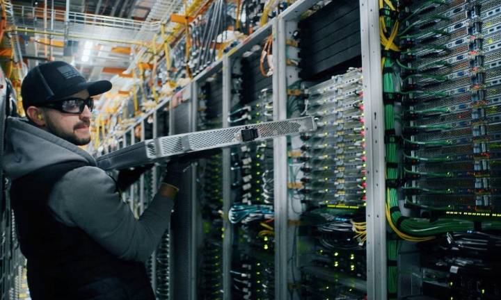 Una caída global en la nube de Amazon deja sin servicio a Canva, Duolingo, Fortnite y otras aplicaciones populares