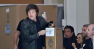 Javier Milei votó acompañado de su hermana