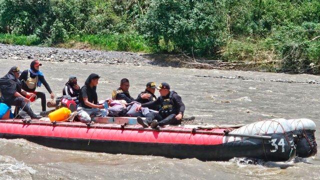 PNP rescata a dos personas baleadas durante operativo en Coasa, Carabaya
