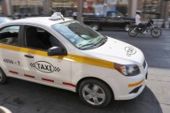 Saltillo: condicionan aumento a tarifas de taxi al uso de taxímetro y mejora del servicio