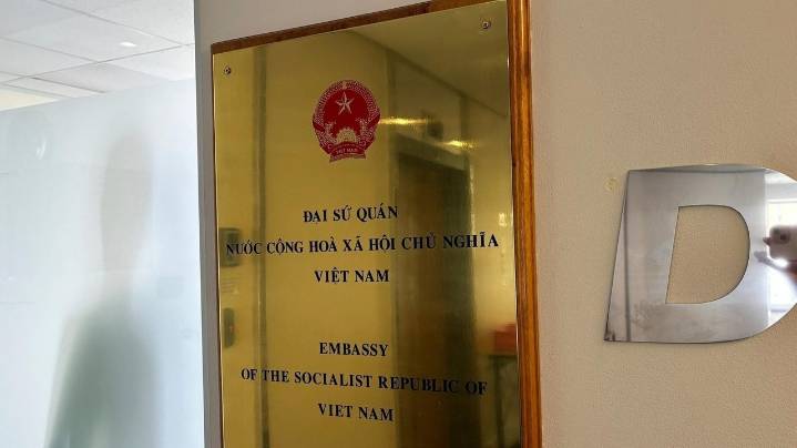 2 Vietnamese officials accused of sexual attack evade extradition to New Zealand