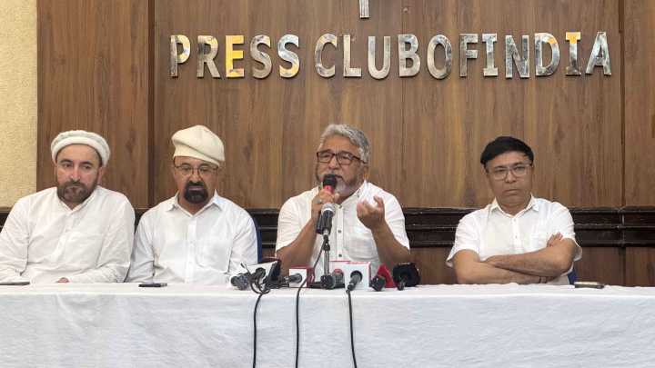 Release Wangchuk, probe 24 September police firing: Kargil