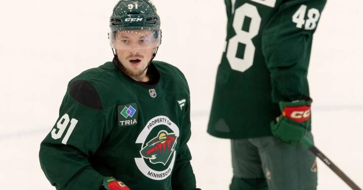 'It’s business': Vladimir Tarasenko fitting in early with Wild as he returns to St. Louis