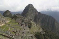 Miles de turistas varados en Machu Picchu por disputas locales