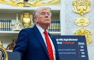 Pega a mercados el pleito China-EU; anuncia Trump otro arancel