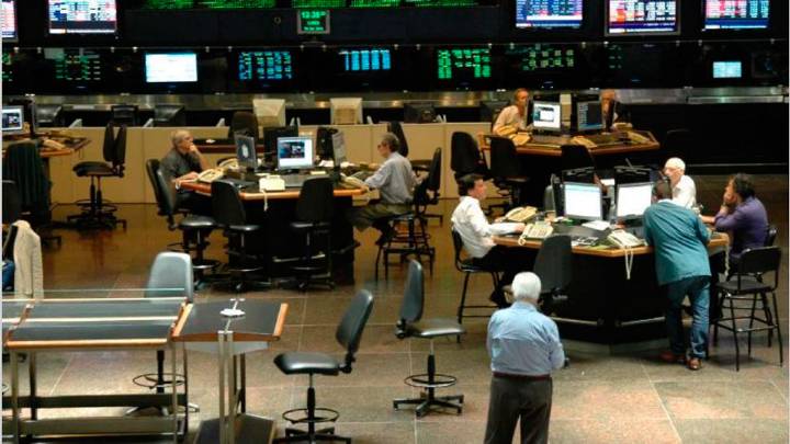 Mala reacción del mercado ante el condicionamiento de Trump: Caen bonos y acciones