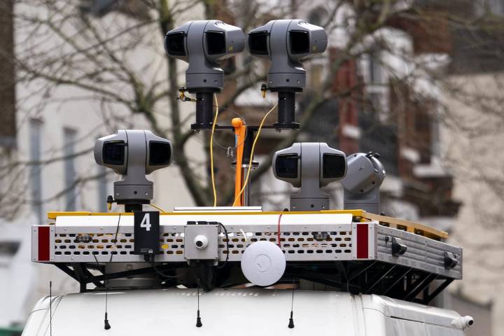 Met Police to scale up use of live facial recognition cameras after hundreds of arrests