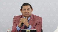 Alejandro Armenta usa avión privado en viaje a EU; gobierno niega uso de recursos públicos