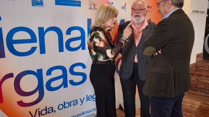 Nombres propios de la literatura y el periodismo ilustran la tercera jornada de la Bienal Vargas Llosa