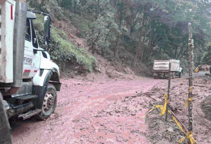 En tiempo record habilitan km 33 vía Los Curos