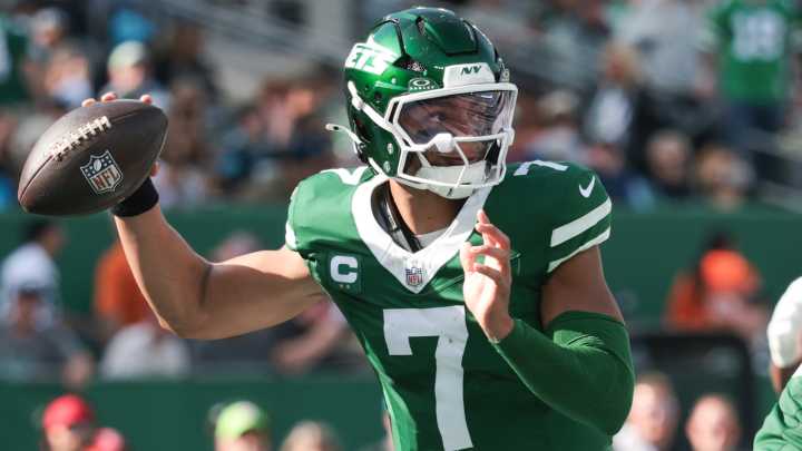 NFL coaches rip Jets for handling of Justin Fields before benching