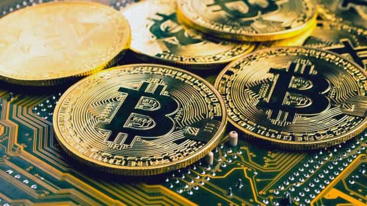 Bitcoin retrocede 9% en una semana por la guerra de Trump con China