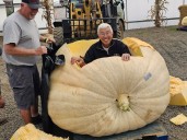 Canadian pumpkin record-holder drills down on growing obsession at Richmond greenhouse