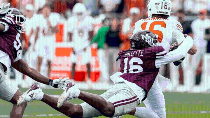 Mississippi State blows 17-point lead, loses upset bid against No. 22 Texas