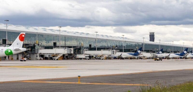 Asegura SICT aviación segura a aerolíneas tras restricciones de Estados Unidos