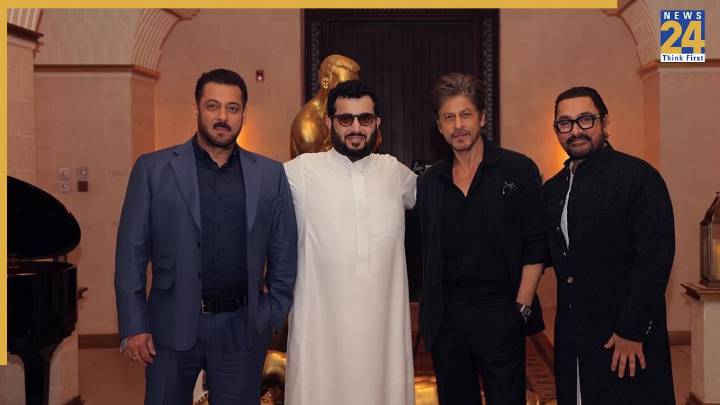 Shah Rukh Khan, Salman Khan and Aamir Khan Send Fans into Frenzy by Sharing Stage Together; Watch