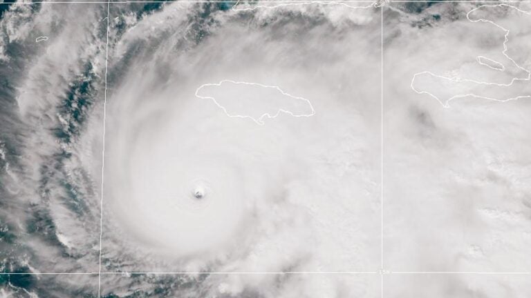 Hurricane Melissa maps: Track, timing, wind speeds, rainfall