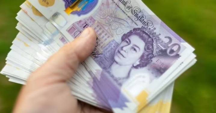 State pensioners born before 1951 set for free £439 bonus from DWP