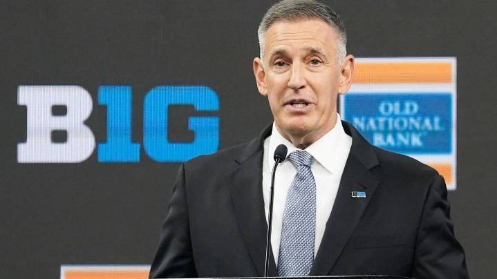 Senator's letter to Big Ten presidents: Private equity 'unlikely to align' with academic goals