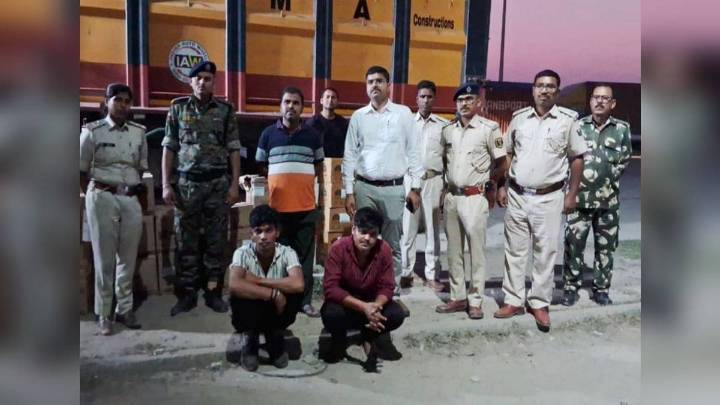 Bihar Elections: Liquor, Valuables Worth Rs 37.14 Crore Seized Election News