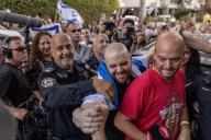 Los rehenes israelíes se reencuentran con la libertad y la familia