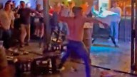Joven en coma tras una salvaje golpiza a la salida de un boliche en salta: acusan a futbolistas de un club local