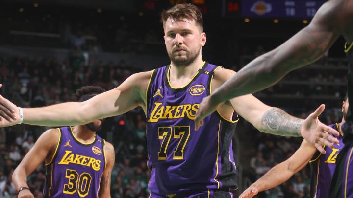 NBA DFS picks, lineups, advice from daily Fantasy pro with over $2 million in winnings