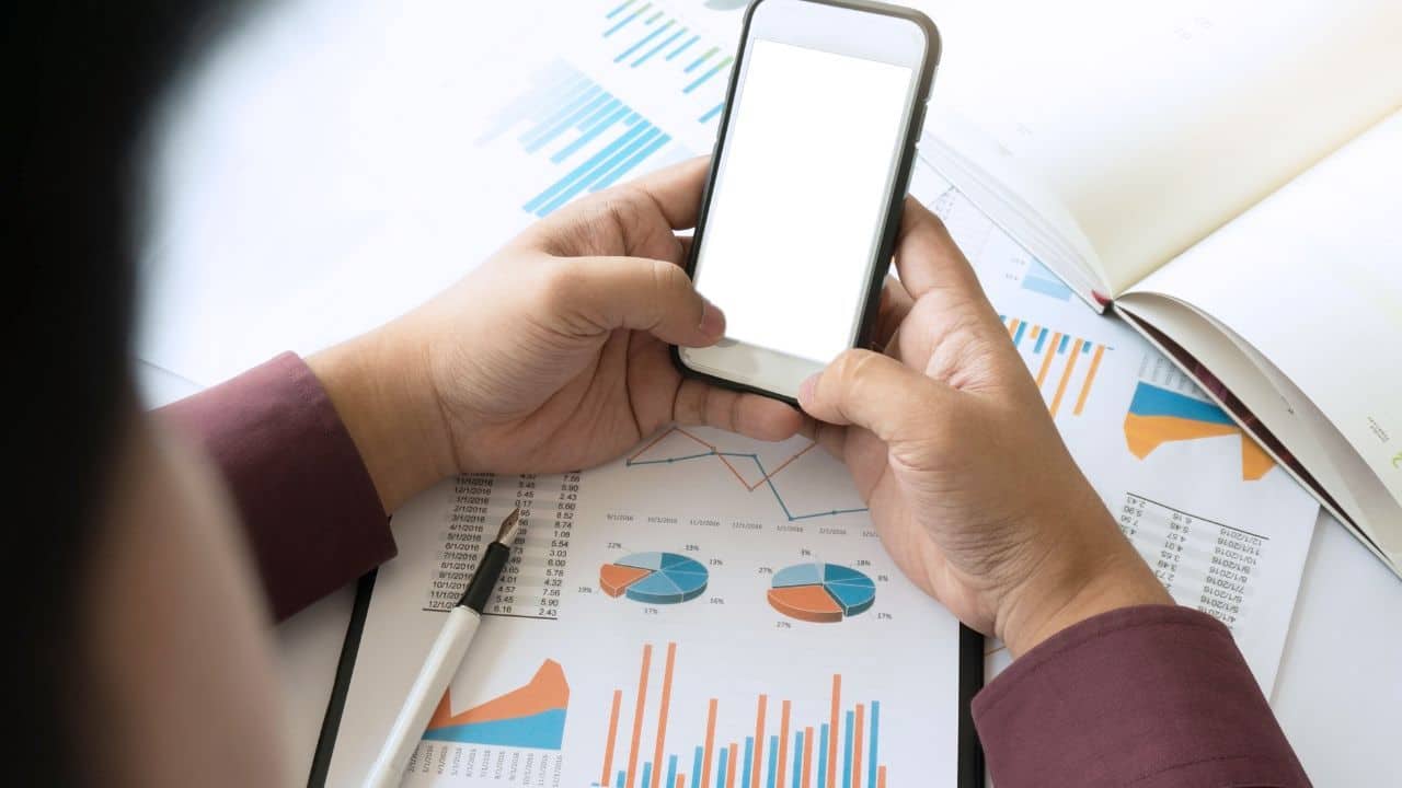 Balance transfer vs rate renegotiation: What actually lowers your EMI faster and cheaper