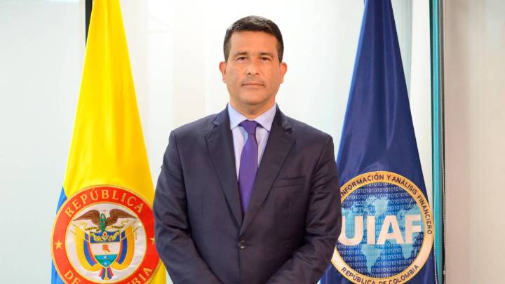 Luis Eduardo Llinás deja la Uiaf y su cargo lo asumirá Jorge Lemus, director de Inteligencia