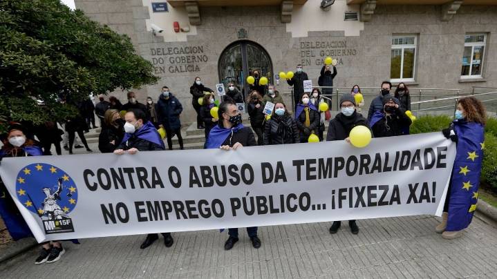 El futuro de un millón de interinos se juega en Luxemburgo mientras el Gobierno retrasa la reforma