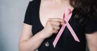 AI identifies women at high risk of developing breast cancer between check