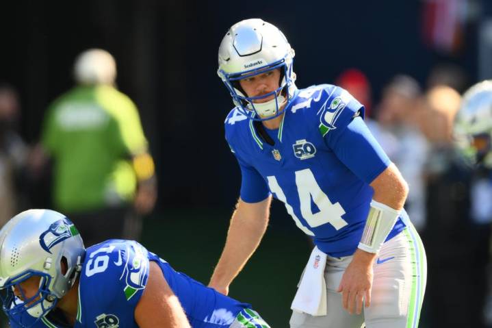 Beat the bye weeks with these quarterback streamers