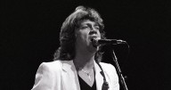 John Lodge, Moody Blues Bassist, Dies ‘Suddenly’ at 82
